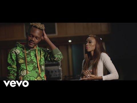 VIDEO: Kwesta – Ngiyaz’fela Ngawe Ft. Thabsie VIDEO: Kwesta – Ngiyaz’fela Ngawe Ft. Thabsie